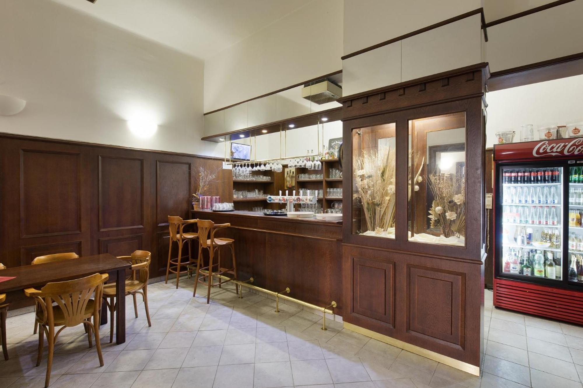 טלץ' Hotel U Cerneho Orla מראה חיצוני תמונה