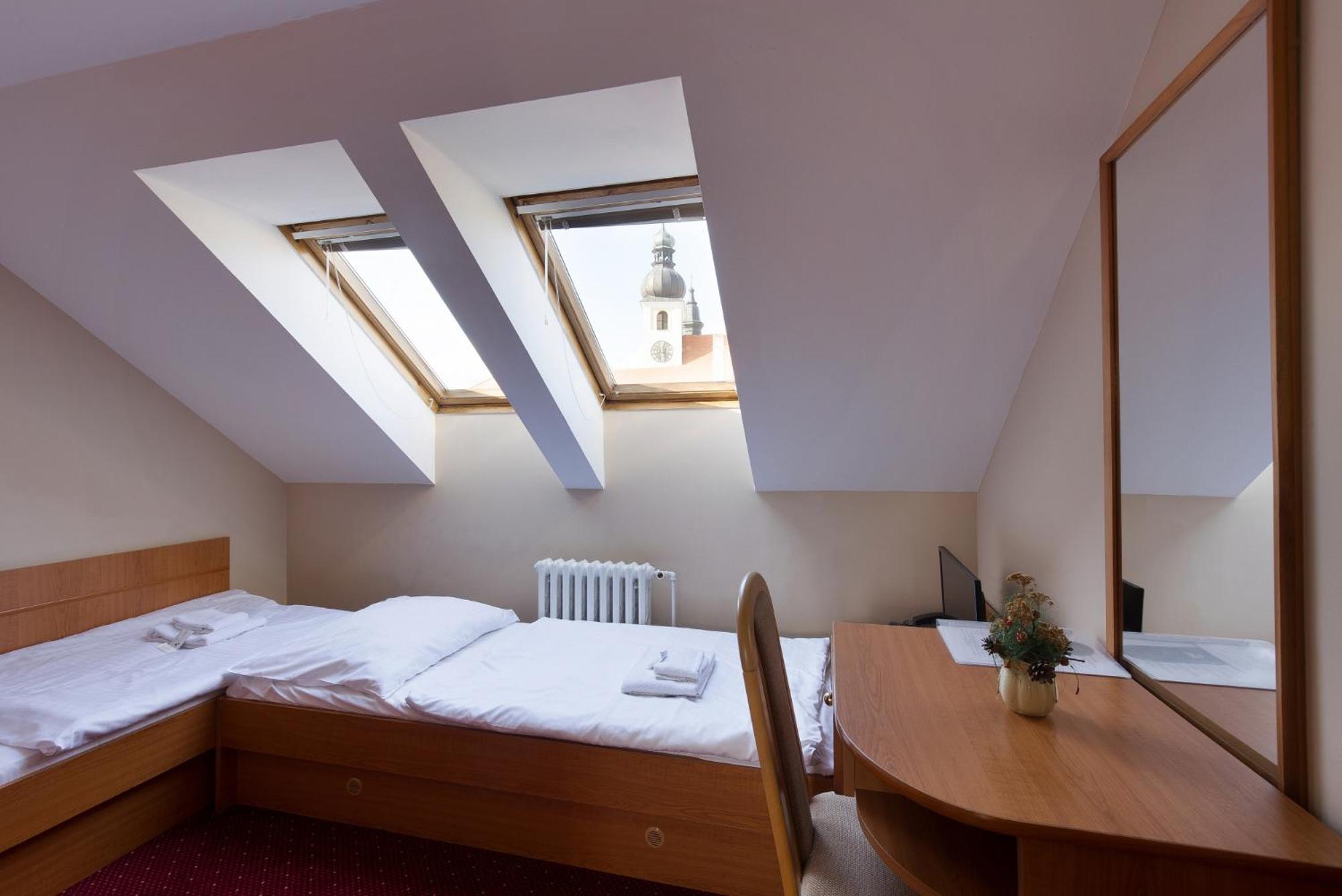 טלץ' Hotel U Cerneho Orla מראה חיצוני תמונה